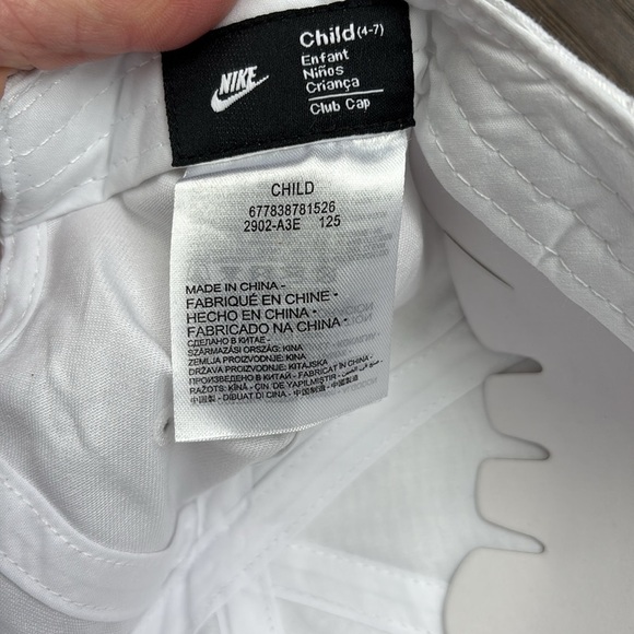 Nike Club/Baseball cap,velcro back, embroidered Nike swoosh logo,6 panel vented - Picture 11 of 11